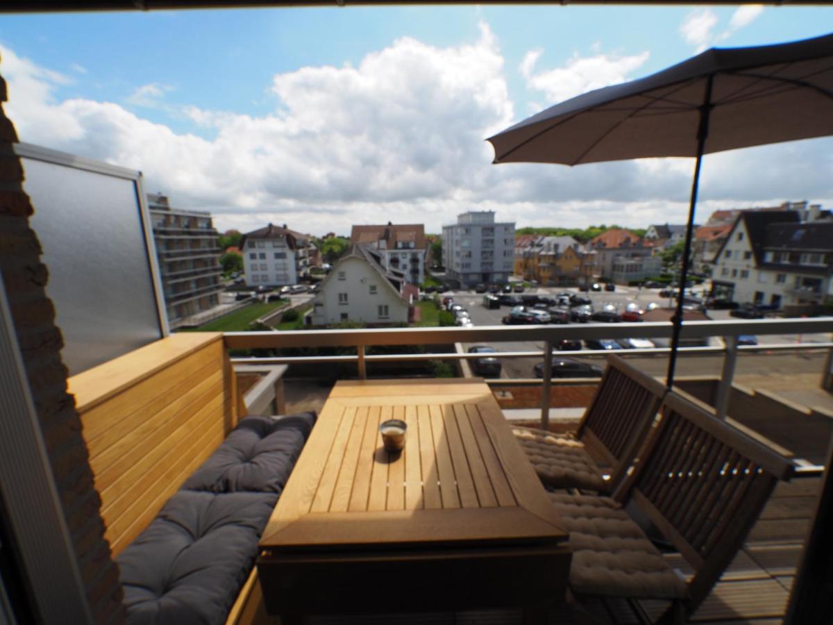 Appartement Sur La Digue - De Haan - Le Coq - Silver Beach D2 المظهر الخارجي الصورة